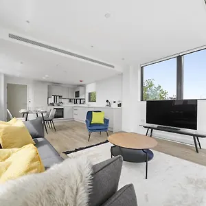 Executive In Bermondsey Free Wifi & Aircon By Aparts Apartment