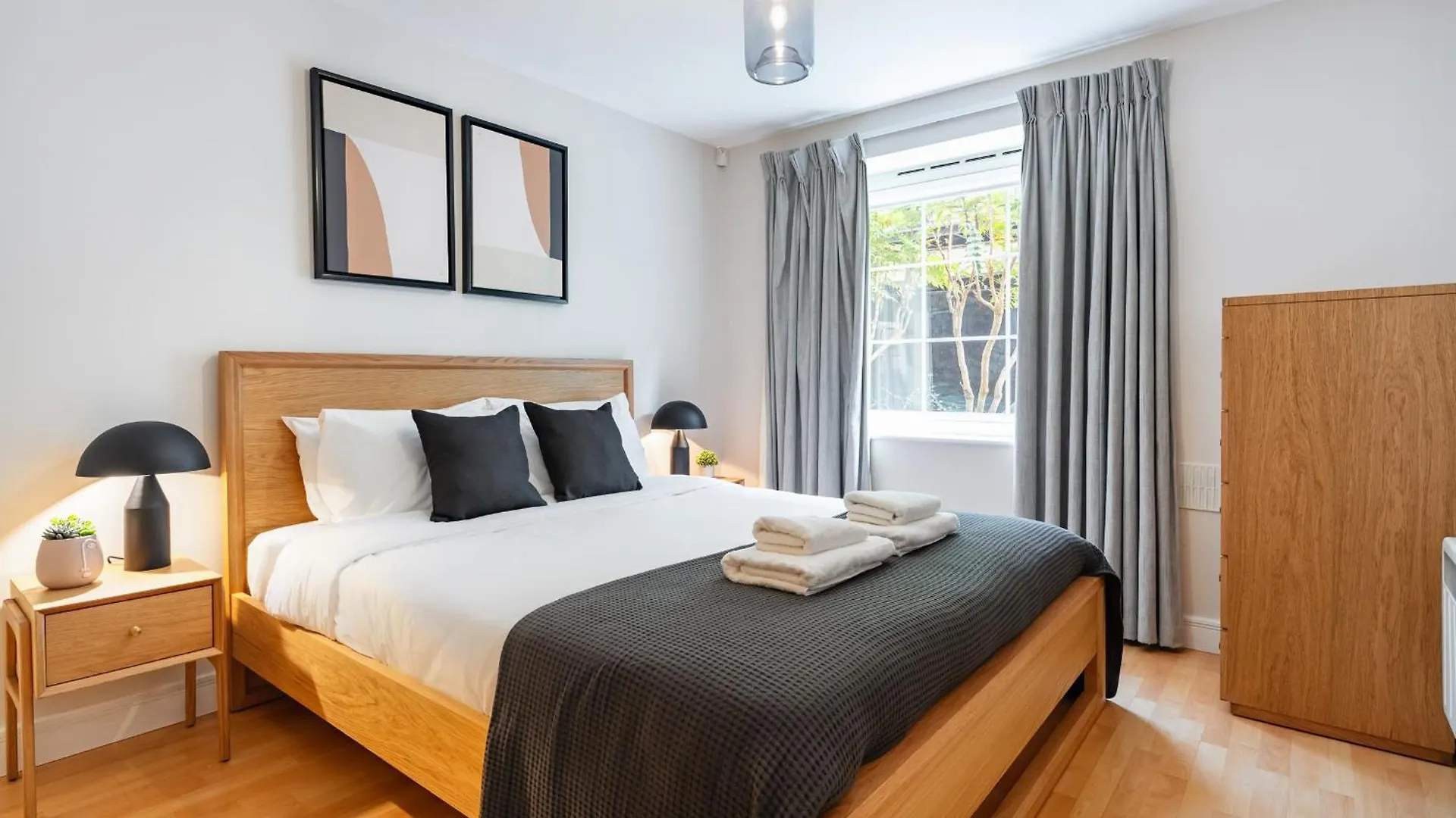 Bridgeview Retreat, 2Bed 2Bridge Apartment London